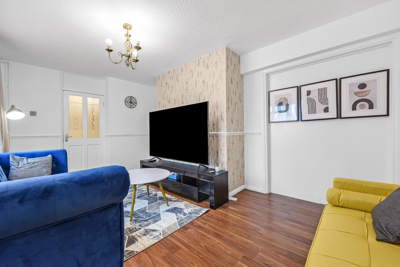 Stylish Excel 3 Bedroom Flat ลอนดอน ภายนอก รูปภาพ
